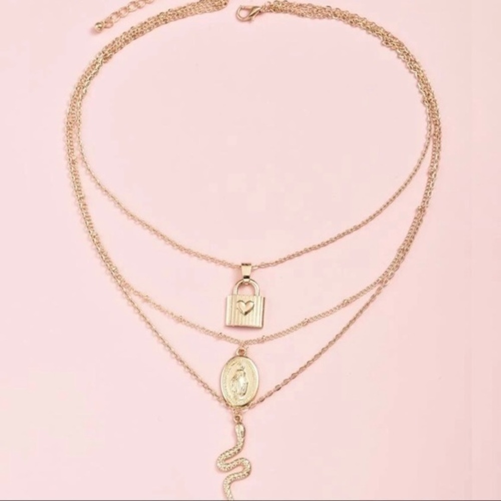 3/$30 💛 Multi Layered Charm Necklace